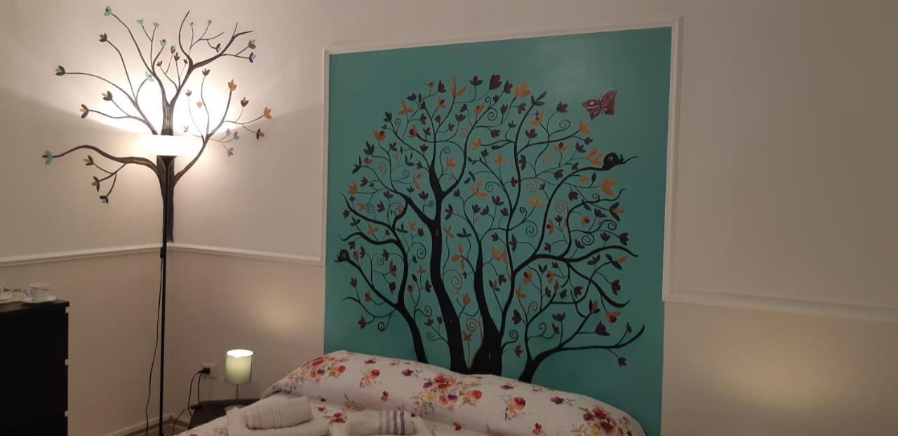 Al 68 Di Piazza Cavour Bed & Breakfast Naples Exterior photo