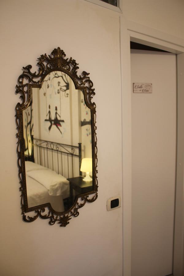 Al 68 Di Piazza Cavour Bed & Breakfast Naples Exterior photo