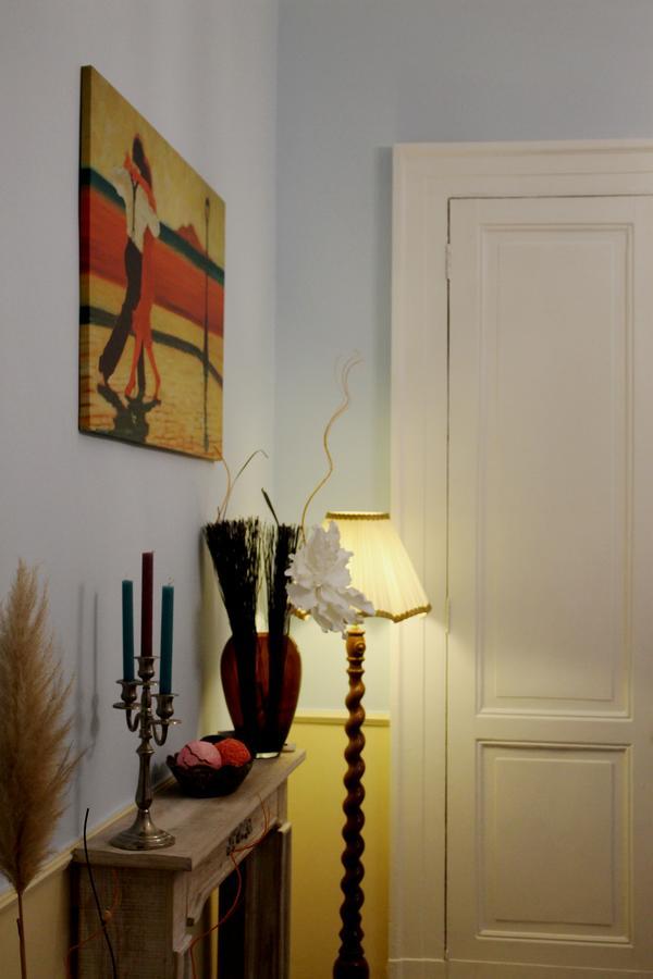 Al 68 Di Piazza Cavour Bed & Breakfast Naples Exterior photo
