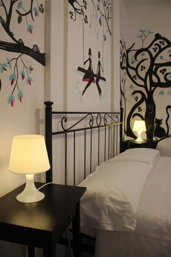 Al 68 Di Piazza Cavour Bed & Breakfast Naples Exterior photo