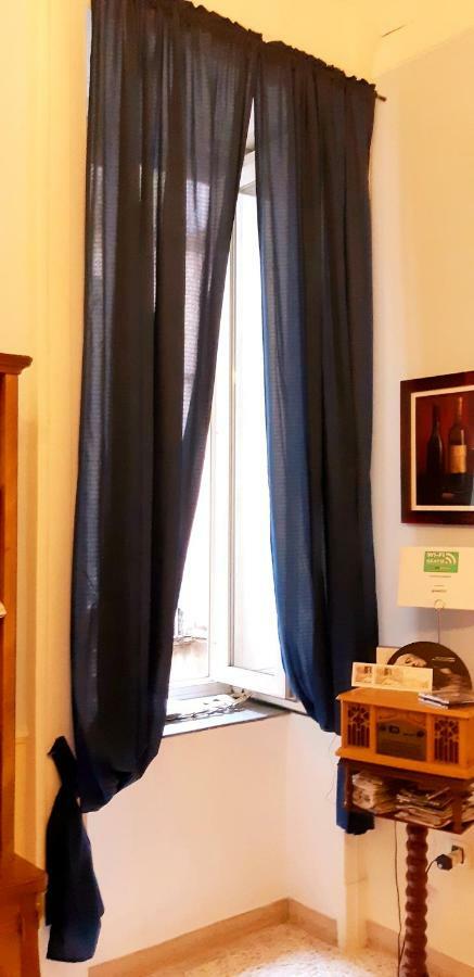 Al 68 Di Piazza Cavour Bed & Breakfast Naples Exterior photo